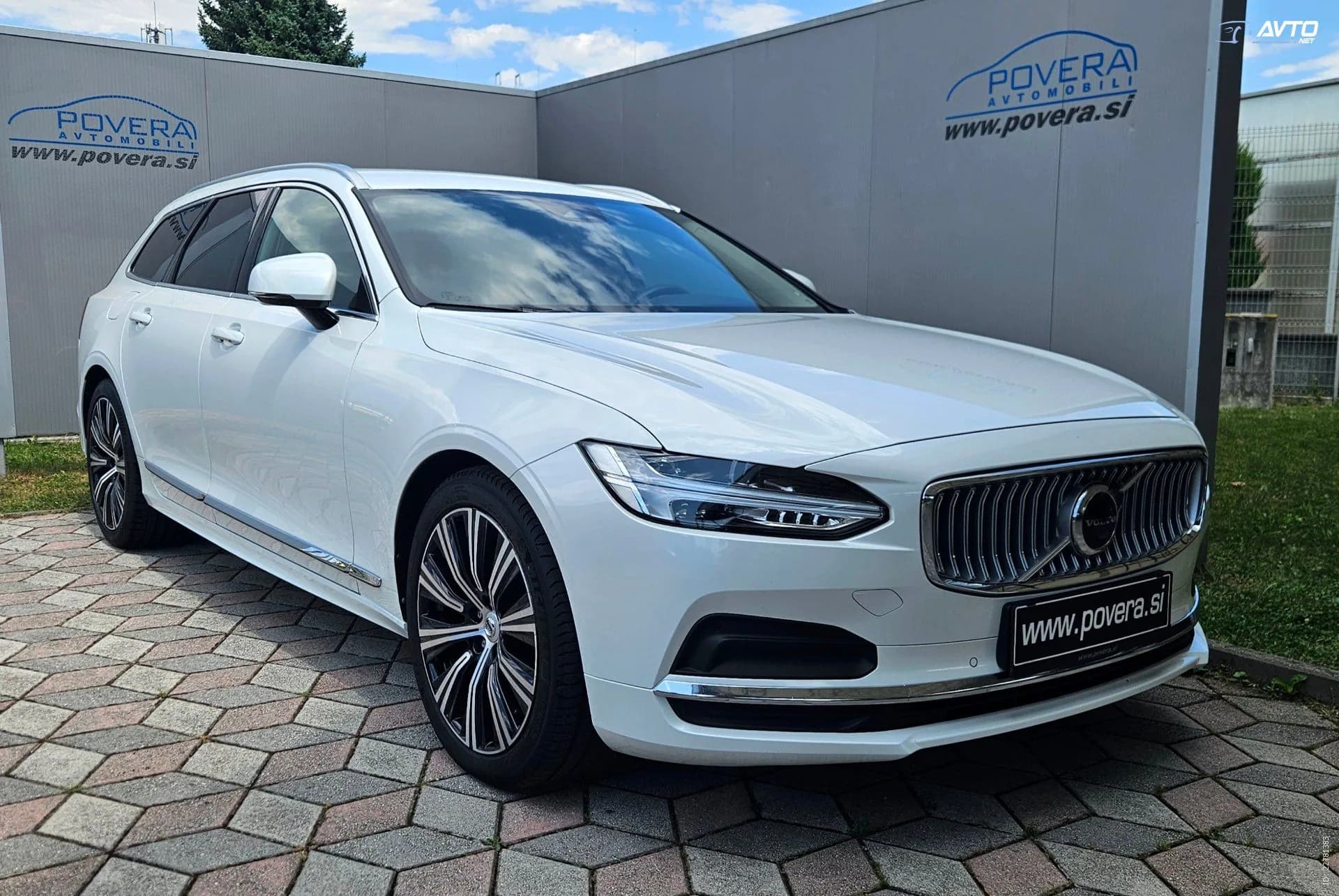Volvo V90